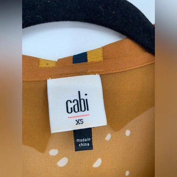 Cabi Cheers Collar Sleeveless Button Down Collared Semi Sheer Ombre Tank Top XS - Picture 3 of 5